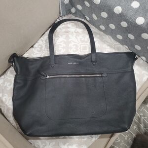EUC Vince Camuto Black Pebbled Leather Tote